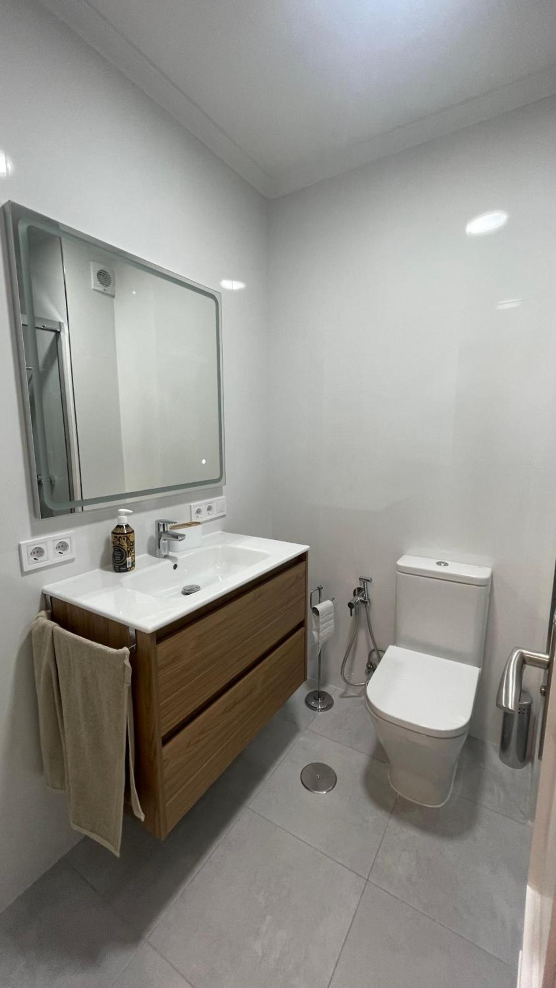 Apartamento Playa De Хихон Экстерьер фото